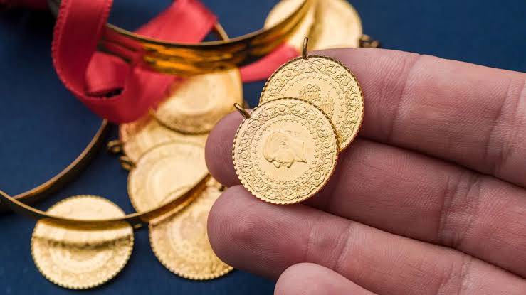 Gram altın yıl sonunda ne kadar olacak? Uzmandan dikkat çeken tahmin 7
